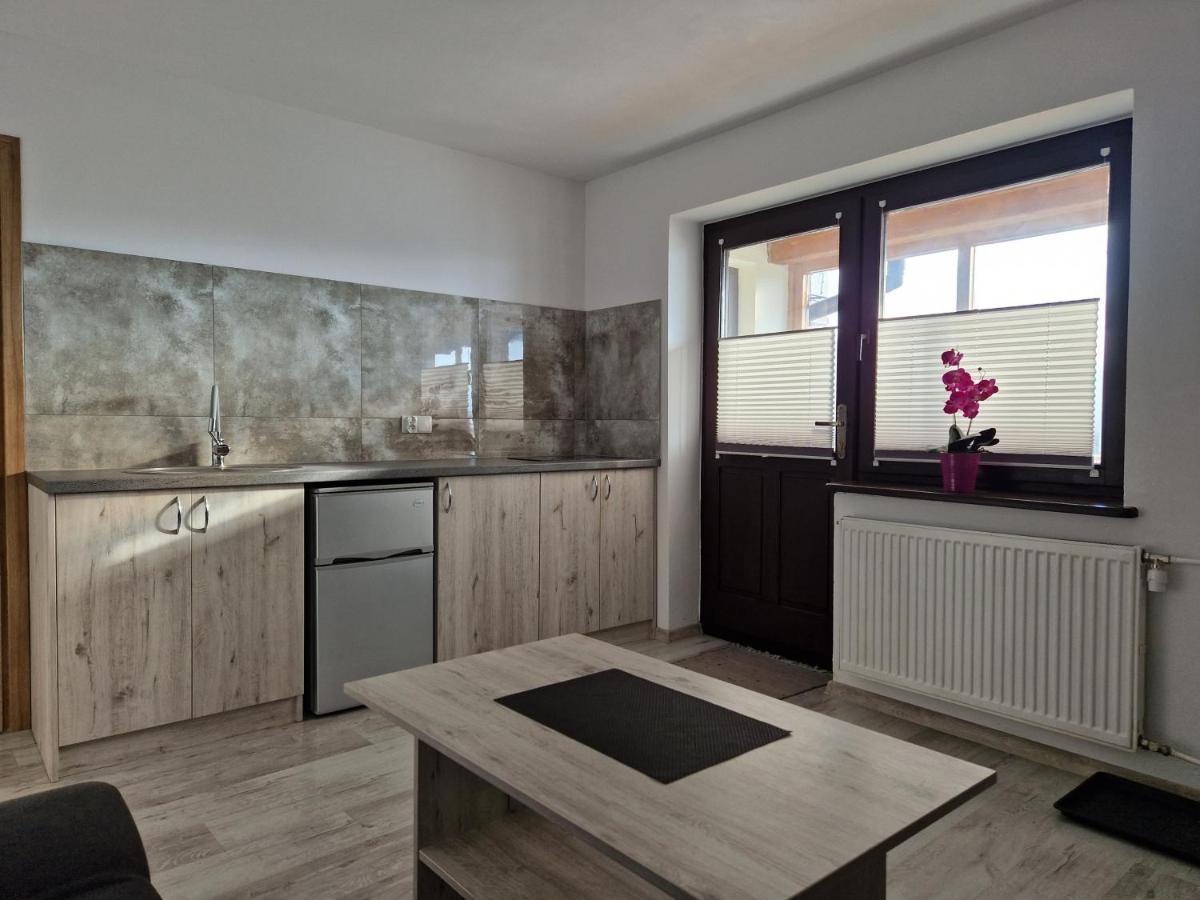 Apartamenty U Krystyny Klikuszowa Exteriör bild